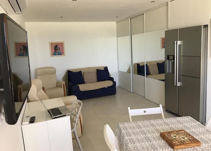 アパート La カネ