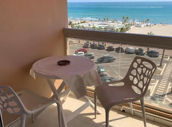 アパート La カネ